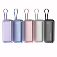 Batterie externe compacte avec cordon intégré, câble de charge intégré, affichage numérique, mini station d'alimentation portable multifonctionnelle