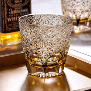 Geprägtes Schnitzglas Doppel wand Gokiriko Schnaps <span class=keywords><strong>glas</strong></span> Hand geschnittene farbige japanische Sake Cups - Product Image 4