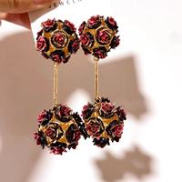 Anting-anting bunga besar bergaya metal 2026, anting-anting bunga bergaya gothic yang berlebihan