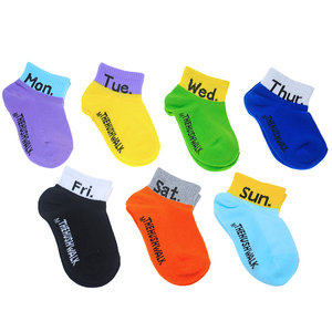 <span class=keywords><strong>Chaussettes</strong></span> d'équipage en coton tricoté personnalisé de haute qualité pour les tout-petits <span class=keywords><strong>Chaussettes</strong></span> décontractées antidérapantes et respirantes pour la saison d'automne - Product Image 1
