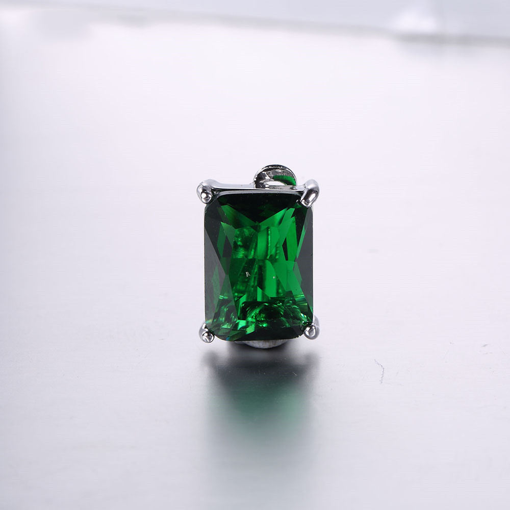 สีเขียว