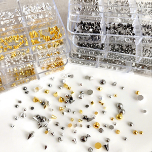 Adornos de Uñas Punk con Púas Metálicas 3D para Halloween, 6 Rejillas/caja en Plata/Negro Metálico, Tachuelas de Uñas Cónicas de 1.5/2/3mm, Remaches de Aleación para Uñas DIY - Product Image 3