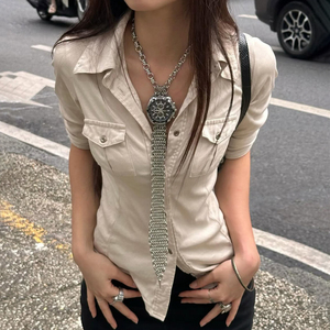 เสื้อเชิ้ตผู้หญิงทรงเข้ารูป แขนยาว ปกคอปก ติดกระดุม มีกระเป๋าคู่ สไตล์ลำลอง สำหรับใส่ทำงานหรือใส่ในโอกาสทั่วไป - Product Image 4