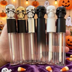 ISMAN Tubo de Brillo Labial con Diseño de Calavera Único para Halloween, 3ml 5ml, con Brocha Grande, Envase de Lápiz Labial con Tapa de Esqueleto, Embalaje Dorado, Plateado y Negro - Product Image 2