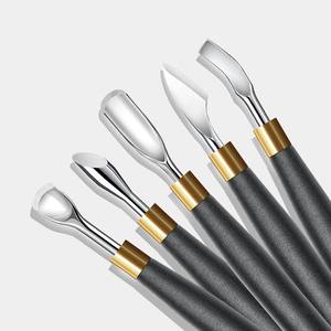 Bán buôn thép không gỉ lớp biểu bì Pusher màu đen xử lý móc loại lớp biểu bì Pusher sơn móng tay Remover <span class=keywords><strong>Gel</strong></span> <span class=keywords><strong>scraper</strong></span> sạch Nail công cụ - Product Image 4