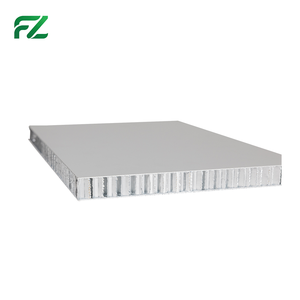 Panneaux en <span class=keywords><strong>nid</strong></span> <span class=keywords><strong>d</strong></span>'<span class=keywords><strong>abeille</strong></span> en alliage <span class=keywords><strong>d</strong></span>'aluminium ignifuges et résistants à l'humidité, design moderne, revêtement PVDF écologique personnalisable - Product Image 4