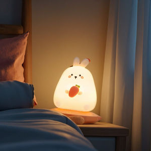 Lámpara Nocturna LED de la Mejor Calidad para Habitación de Bebé, Estilo Moderno, Lámpara de Silicona con Control Táctil, Regulable, Recargable por USB para Dormitorio - Product Image 4