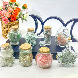 Vente chaude spirituelle guérison cristal artisanat puces de pierres précieuses en vrac matériau mixte gravier dessin animé bouteille en verre pour la décoration de la maison - Product Image 2