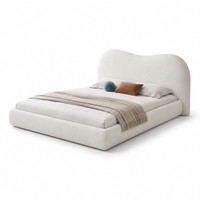 Minimalistisches Kingsize-Bettgestell mit Creme-Fleece-Polsterung für Hotel-Schlafzimmerprojekte