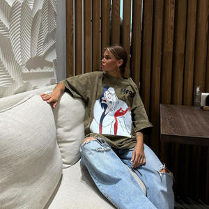 T-shirt 2025 con stampa di carattere retrò drappeggiata top Casual da <span class=keywords><strong>donna</strong></span> con foro a girocollo <span class=keywords><strong>abbigliamento</strong></span> da <span class=keywords><strong>donna</strong></span> - Product Image 6