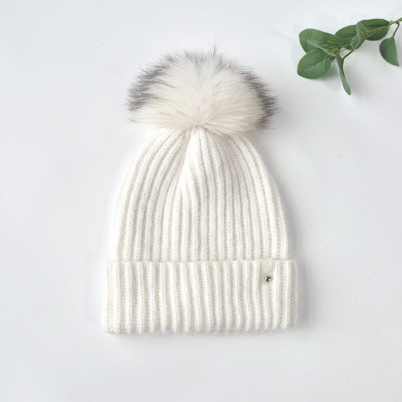 Blanc avec pom blanc
