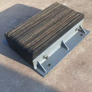 Tampon <span class=keywords><strong>de</strong></span> <span class=keywords><strong>quai</strong></span> et pare-chocs jaunes à face en <span class=keywords><strong>acier</strong></span> durable laminé personnalisé bloc <span class=keywords><strong>de</strong></span> caoutchouc amélioré pare-chocs <span class=keywords><strong>de</strong></span> <span class=keywords><strong>quai</strong></span> <span class=keywords><strong>de</strong></span> chargement pour camion - Product Image 3