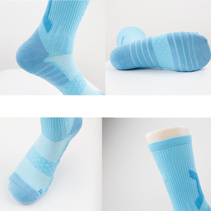 Mq 032 Bóng Rổ Crew Vớ Với Mùi Công Nghệ Kiểm Soát Người Đàn Ông Của Vớ Thể Thao Bán Buôn - Product Image 4