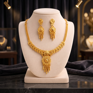 Parure de bijoux plaqué or pour femme, motif floral, collier et boucles d'oreilles classiques, design chaîne boîte, provenance Inde - Product Image 2