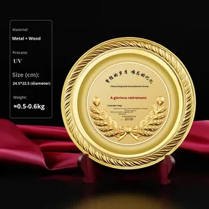 Medaglia Personalizzata in Legno e Metallo, Trofeo per Pensionamento, Onorificenza per Insegnanti, Regalo per Anniversario, Commemorazione Professionale - Product Image 6