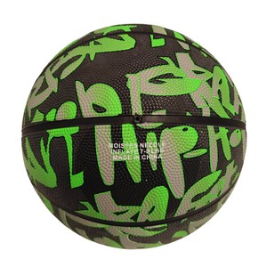Ballon de basket professionnel en caoutchouc pour entraînement en intérieur et en extérieur avec surface antidérapante pour les jeunes et les adultes - Product Image 2
