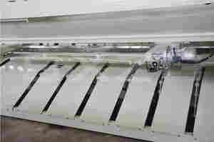 Sanxin מכירת מכונת גז גיליון מתכת 6x3200 בקר גזירה הידראולי גזירה עבור צלחת נירוסטה - Product Image 6