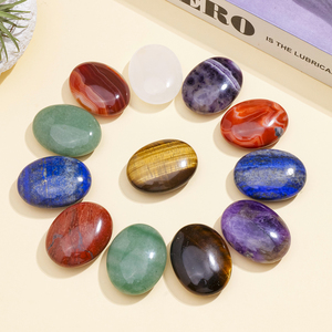 Vente en gros d'objets artisanaux en cristal, pierres de massage en cristal naturel poli, pierres de paume, pierres de guérison Reiki, décoration intérieure, pierres de méditation en cristal - Product Image 5