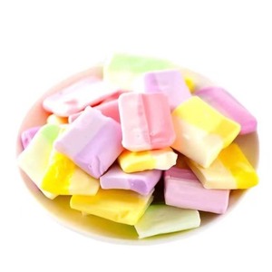 Bonbons gélifiés suisses multicolores au goût de fruits (orange, fraise, raisin, mangue, pastèque) avec logo personnalisé, halal - Product Image 3