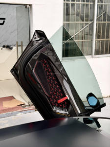 Panel de Puerta Estilo SVJ de Fibra de Carbono Seca de Alta Calidad, Entrega Rápida, Precio al por Mayor para Lamborghini Aventador LP700 - Product Image 6