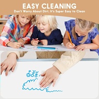 SINKIPA Table Moderne en Plastique pour Enfants avec 4 Chaises – Centre d'Activités Réglable pour Tout-Petits, Pieds Antidérapants, Anti-Graffiti – Chambre/École
