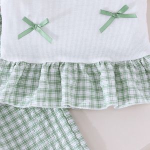 Ensemble 2 pièces décontracté et respirant pour bébé fille : Haut en laine sans manches avec nœud exquis et pantalon long en dentelle florale – Collection été tendance - Product Image 4