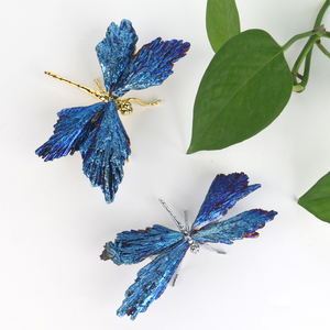Vente en gros de Kyanite Noire Naturelle Aura Bleue Libellule pour Produits Spirituels - Product Image 6