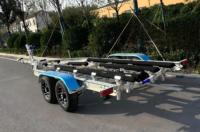 En vente 25ft 8200mm Long Aluminium Bateau Remorque Double Essieu Freins À Disque En Bois Couchettes Style Motomarine Remorques