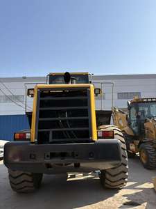 รถตักล้อยาง Komatsu WA380 ขนาดใหญ่ มือสอง นำเข้าจากญี่ปุ่น เครื่องยนต์แข็งแรง ราคาถูก พร้อมขาย  ประกอบด้วย เกียร์ ปั๊ม ลูกปืน - Product Image 3