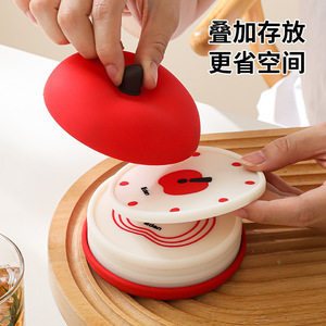 Apple Shaped Round Coaster Set Of 5 Heat Insulation Mat For Coffee Tea Cup Home Office Use High Temperature Resistant Cartoon - Product Image 3
