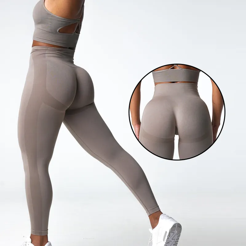 Articolo personalizzato nuovo di zecca di alta qualità a vita alta Scrunch Butt Hip Lifting pantaloni senza cuciture palestra Fitness Yoga Leggings per le donne
