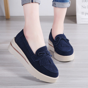 Chaussures à plateforme à semelle souple pour femmes Chaussures à <span class=keywords><strong>bonnet</strong></span> multicolores directement de l'usine Design plat Chaussures de cricket pour femmes Baskets - Product Image 3