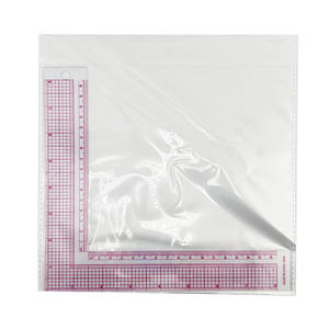 Règle multifonctionnelle en <span class=keywords><strong>acrylique</strong></span> carrée pour la mesure des vêtements, la création de patrons, système métrique/imperial, angle droit, rose - Product Image 4