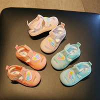 Nouvelles sandales d'été pour enfants, en maille ajourée, à semelle souple, décontractées, avec fermeture auto-agrippante et motif étoile, pour garçons et filles