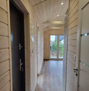 <span class=keywords><strong>Maison</strong></span> préfabriquée en bois moderne anti-corrosion, <span class=keywords><strong>maison</strong></span> de glamping en plein air, villa modulaire avec terrasse pour <span class=keywords><strong>location</strong></span> de vacances en resort - Product Image 2