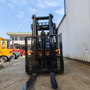 Montacargas Diésel de 3 Toneladas de Alta Resistencia con Motor Original para Uso en Almacenes, en Oferta - Product Image 4