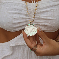 Collier pendentif coquillage Gemnel Fashion pour femme, coquille d'ormeau naturelle blanche et jaune, spirale de coquille Saint-Jacques, idéal pour les vacances à la plage