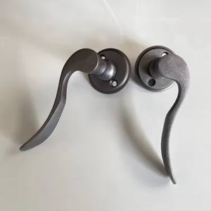 Poignées de porte robustes et durables, design nordique suédois, noires, avec serrure, très vendues - Product Image 3