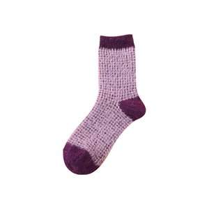 <span class=keywords><strong>Chaussettes</strong></span> d'intérieur à carreaux d'hiver de haute qualité pour femmes <span class=keywords><strong>laine</strong></span> chaude épaisse tricotée floue nouvelle conception équipage robe antidérapante usage quotidien manchette de corps - Product Image 6