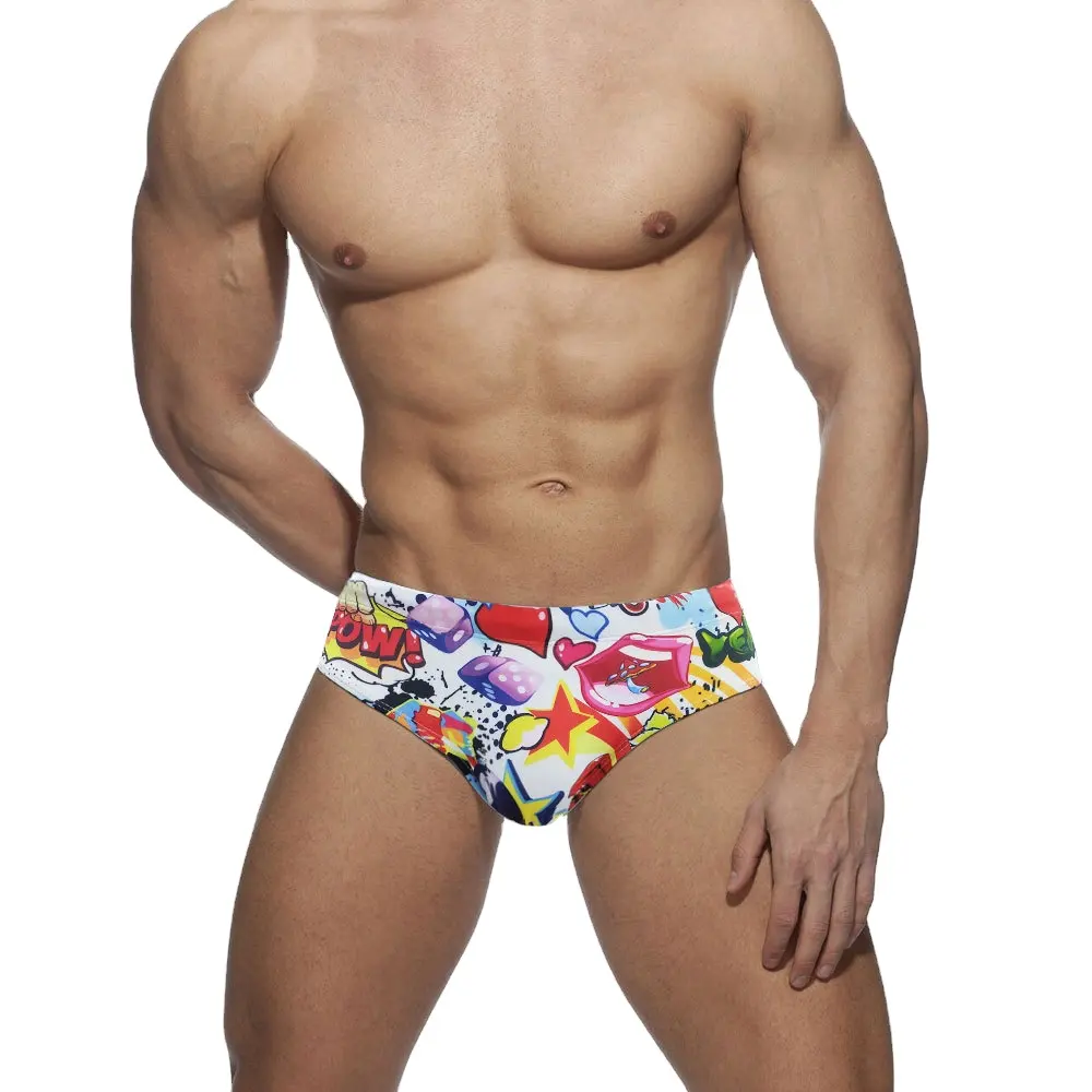 Fashion Hot Selling Summer Casual Men'S Printed Swimming Briefs Boy Thongs Swim Men Swimwear