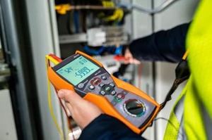 Medidor Multifuncional para Instalaciones Eléctricas Sonel MPI-507 con Clasificación IP67 IV 300V/III 600V, 1 Año de Garantía - Product Image 2