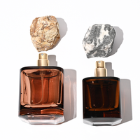 Flacon de parfum vide en verre à base épaisse, style minimaliste premium, 30ml 50ml 100ml, avec capuchon style pierre naturelle, boîte personnalisée OEM