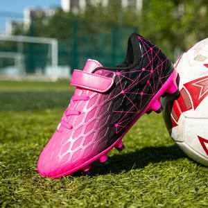 Vente chaude <span class=keywords><strong>de</strong></span> chaussures <span class=keywords><strong>de</strong></span> football <span class=keywords><strong>de</strong></span> futsal <span class=keywords><strong>de</strong></span> haute qualité garçons grande taille printemps été ongles longs entraînement antidérapant élèves du secondaire - Product Image 3