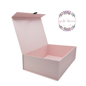 <span class=keywords><strong>Caja</strong></span> de regalo plegable magnética <span class=keywords><strong>grande</strong></span> rosa con logotipo personalizado, <span class=keywords><strong>caja</strong></span> de embalaje de cartón rígido de lujo, <span class=keywords><strong>caja</strong></span> de papel <span class=keywords><strong>para</strong></span> peluca de ropa <span class=keywords><strong>para</strong></span> festivo - Product Image 1