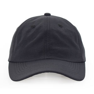 Großhandel 5% Schwarzer Nylon Baseball Cap Wasserdichter Dot Argyle Früchte-Muster Handbestickter Oxford Popeline Stoff im Dobby-Stil - Product Image 1