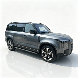 SUV de luxe haute performance 6 places tout-terrain brillant automatique pour voyages en famille, excursions dans le désert et trajets professionnels - Product Image 4