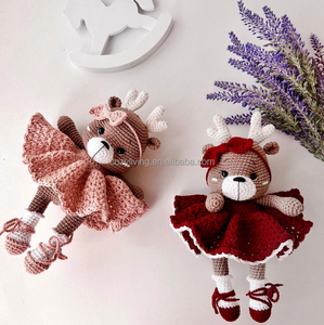 Superventas <span class=keywords><strong>Amigurumi</strong></span> vestido rojo suave bebé conejito juguetes etiqueta personalizada mano ganchillo niños sonajero y <span class=keywords><strong>mordedor</strong></span> - Product Image 6