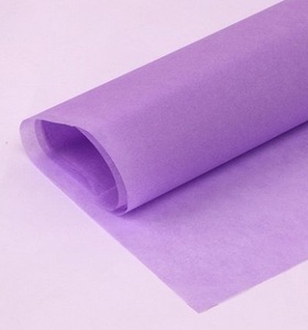 Papel de seda de colores reciclable y ecológico para empaques de regalos sostenibles, recuerdos de boda y manualidades de decoración del hogar. - Product Image 6