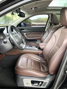 WEY VV5s 2017 SUV Stile Coupé Design <span class=keywords><strong>Pantera</strong></span> Nera Doppio Scarico 7DCT Guida Fluida Miglior Rapporto Qualità-Prezzo per l'Esportazione - Product Image 4