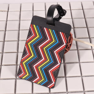 Benutzer definierte Logo quadratische Form Regenbogenst reifen verstellbare PVC-Gummi-Gepäck anhänger mit beschreibbarer Karte für Outdoor-Reise-Souvenir - Product Image 6